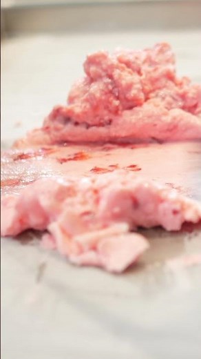 ロールアイス専門店の作り方 ASMR How to make a roll ice specialty store ROLL ICE CREAM FACTORY #Shorts