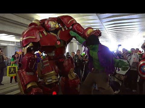 Hulkbuster Cosplay at NYCC 2015 by Extreme Costumes