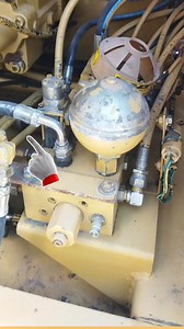 ❣️এই গোল ট্যাংকটাই এক্সকাভেটরের Hydraulic Accumulator। #realoperatorlife #excavator #constructionlife #heavyequipment #excavatorcontentalamin | Excavator Content Alamin 2.0