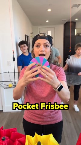 Catch the ball with an umbrella – surprise prizes inside