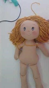 Boneca COM cabelo solto