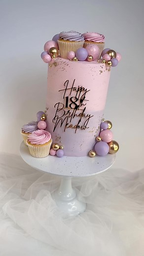 Heart Cake Decorating Tutorial with Jelly | Cake Topper Ideas