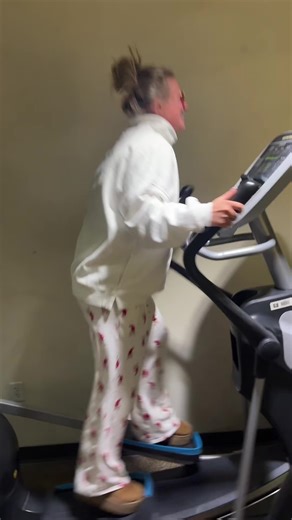 Jazzercise Fun at CU Boulder Recreation Center