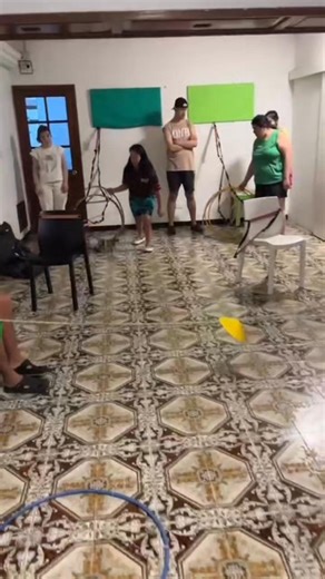 CET | Alborada Sur on Instagram: "💪 Nos movimos mucho en la clase de educación física en donde realizamos ejercicios de equilibrio y coordinación . 📍 Somos el Centro Educativo Terapeutico Alborada Sur estamos en Burzaco . . . . . #burzaco #centroterapeutico #discapacidad #cet #integracion"