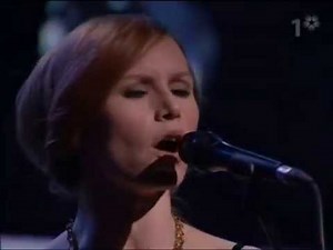The Cardigans - I Need Some Fine Wine And You, You Need To Be Nicer (Live Tracklistan 2005)