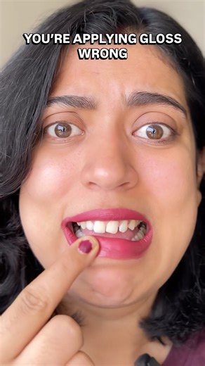 You’re Applying Gloss Wrong | Janhvi Kapoor Glassy Lips Tutorial#makeup #glossygloss