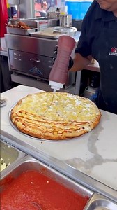 Pineapple Pizza in Guava Sauce 🍕🍍😲. #pizza #viralvideo #viralshorts #shorts