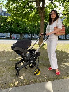 3.3K views · 18 reactions | The Doona Car Seat & Stroller was made for city life! From taxis, trains, or even strolling around, it’s the most convenient stroller out there! @marinechtl https://www.doona.com/en-us/car-seat-stroller/collections/explore-doona #doonausa #doona #doonaparents #stroller #carseat #doonacarseat #doonastroller #carseatsafety #newparents #postpartum #childsafety #parenting #newborn #newmom #momstyle #mommusthave #babyessentials | Doona USA | Facebook