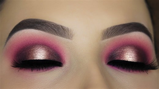 How to Create a Berry Halo Smokey Eye Look