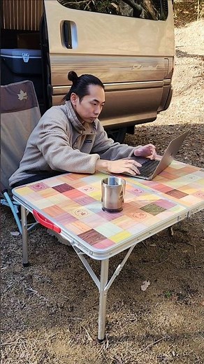 公園でノマドワーク💻公式LINEはこちら→https://lin.ee/wQkg0bt✉️旅しながら働く🌏ノマドワーカー入門講座https://x.gd/RH0PC