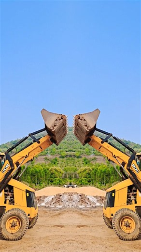 CRAZY LOADER JCB MIRROR STUNT 🚜🤪🔥 Powerful Excavator Action Video 💯 #jcb #tractor #bulldozer #shorts