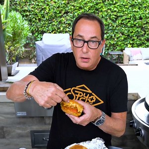 Sam recreates the original Five Guys burger at home and it looks delicious 😍 🍔 | FOODbible