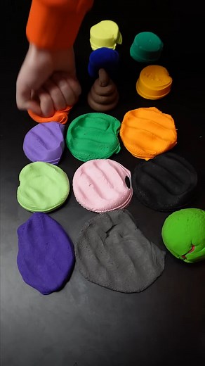 Clay cracking #clayartist #magicshow #crackingclay #independenceday | Magic Land