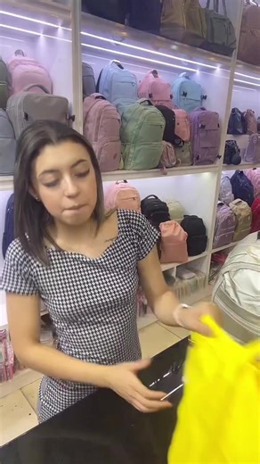 Os vídeos de Ceces bag (@ceces_bag) com 原创音乐 - Ceces bag