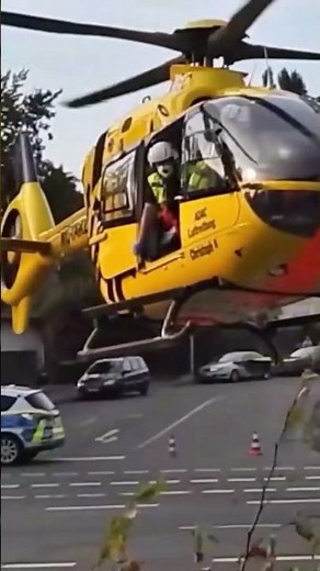 #Rettungshubschrauber #Landung #Christoph 8 - #RTH D-HDEC landet hautnah