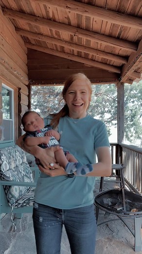 I miss making tiktoks with a little baby 🥺🥺 but can y’all believe he’s already 3 months old?!?!? #foryoupage #momsoftiktok #MyDolceMoment #fyp #momlife #youngmom #prettybamamama