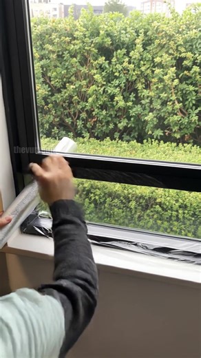 388K views · 554 reactions | Seal Your Windows For Winter With This Simple Hack! #DIY #Home #Winter | The 9 Vu | Facebook