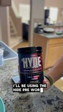 Would You Try This?This Preworkout Smoothie Packs 51g carbs 19g protein and only 310 calories! #gym