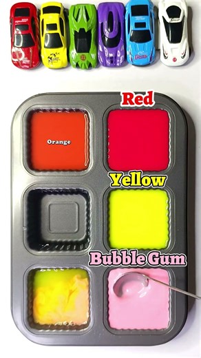 😍🎨 Mix the three colors Red + Yellow + Bubble Gum to create truly surprising and interesting colors.