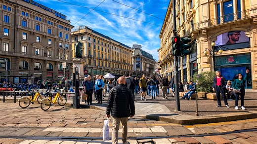 Exploring Milan’s iconic central streets on foot