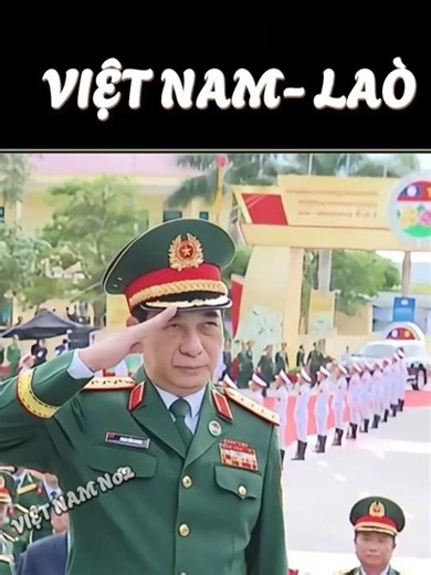 Đại tướng Phan Văn Giang chào cột mốc chủ quyền tại biên giới Việt Nam - Lào