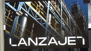 Company opens world's first plant turning ethanol into sustainable aviation fuel in Soperton