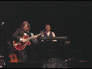 David Paul's favorite guitarist, who is it?