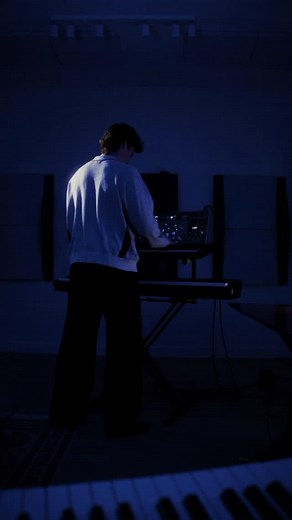 퐇퐞퐧퐫퐢 퐏퐅퐑 on Instagram: "Free download link in my bio  I poured a lot of myself into this one… so I really hope this drop will hit you too ✨"