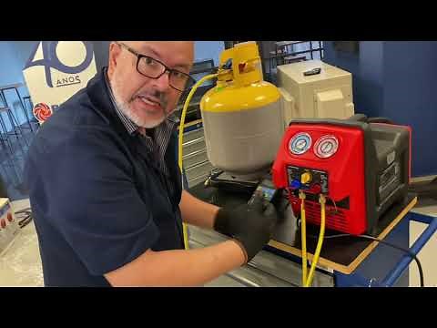 Recolhimento de fluido refrigerante com ferramentas MASTERCOOL