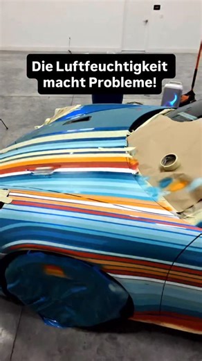 Rene Turrek on Instagram: "Die hohe Luftfeuchtigkeit und der Regen, der hinzukommt macht es nicht unbedingt einfacher dieses Auto zu bemalen. Da ich aber in den letzten Zügen bin und bislang wirklich alles extrem gut gelaufen ist hoffe ich einfach mal, dass nichts mehr dazwischenkommt. ich muss wirklich sagen, dass ich sehr auf die dünnen Outlines stehe. Findet ihr es mit oder ohne dünne Outlines besser, schreib es mir doch mal die Kommentare."