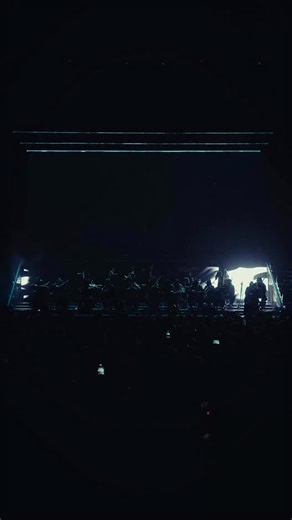 WHAT A CRAZY WEEKEND ! 🤯 Prague & Brussels, you are the best. Probably one of the craziest weekend of my life….. 48h of adrenaline, love and music. From the bottom of my heart, thank you. 🤍 | Apashe