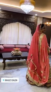 24 reactions | Such a stunning traditional bride ...