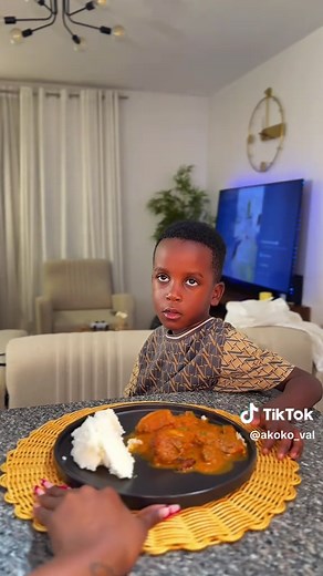 Sunday Evening Routine ✨ Tried Guinea Fowl A West African Delicacy and it was a 10/10 🤤😋 #sundayevening #eveningroutine #westafrica #akokoval