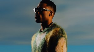 'A Breath of Fresh Air': How Giveon Became R&B's King of Warmth