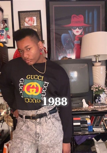 I need to start doing more street looks #80s #1980sfashion #ootd #80saesthetic