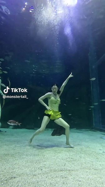 Underwater Stretching Techniques for Enhanced Flexibility