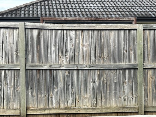 How to install James Hardie HardiePlank weatherboards on boundary fence?