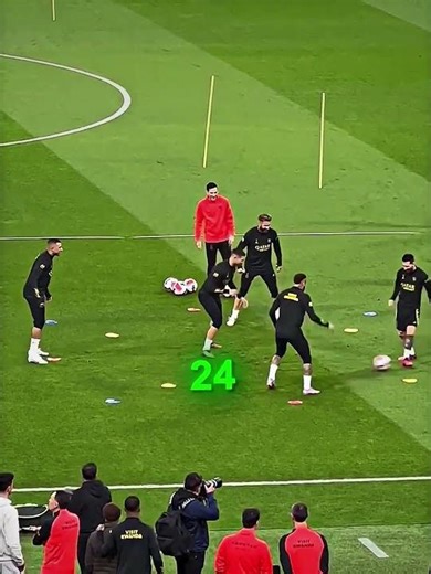 Hakimi Had No Chance 😂