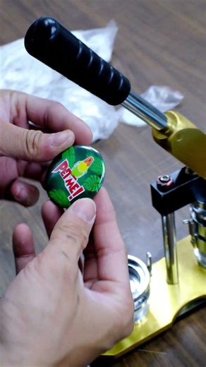 PET ME - BUTTON PIN | STICKERFACTORY.VN