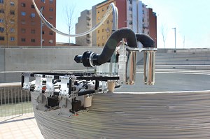 IAAC Invents a Family of Robots to 3D Print Structures of Any Size