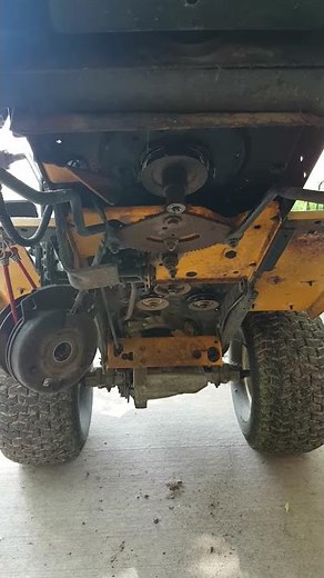 Cub Cadet lt1050 drive belt