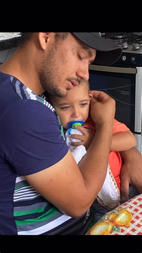 DÉBORA FERREIRA | Querido pai, queremos começar dizendo que você é o herói das nossas vidas. Desde o primeiro dia, você esteve ao nosso lado,nos guiando com... | Instagram