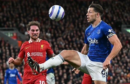Jamie Carragher spotted something between James Tarkowski and Alexis Mac Allister at full-time of Liverpool 1-0 Everton
