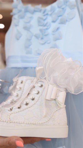 🌈✨ Just Dropped! ✨🌈 Introducing our **newest collection of Junior Prom & Party Dresses**—available in over **30 stunning colours**! 👗💃 Whether you love bold brights or pretty pastels, we have the perfect shade for every style and personality. Make your next special event unforgettable with a dress that’s as unique as you are! Visit us in-store to find your dream dress today! 🎉👑 #JuniorProm #PartyDresses #NewCollection #Over30Colours #CarriageAndCastles #DressToImpress #instaparty #newcolle