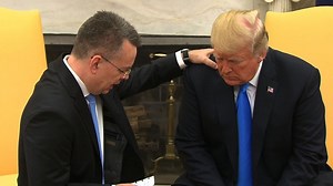 Freed pastor prays for Trump in White House | CNN Politics