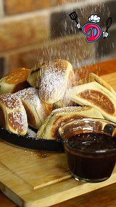 1.1M views · 19K reactions | EMPANADAS DE NUTELLA 襤, un delicioso postre para terminar el fin de semana. #empanadas #nutellachallenge #nutella #nutella #desserttime #dessert #dessertrecipe #DessertLovers #postres #postrescaseros #comida #Delishus #reelsviralシ #recipes #recipeideas #fypシ #viralreels #parati | Delishus | Facebook