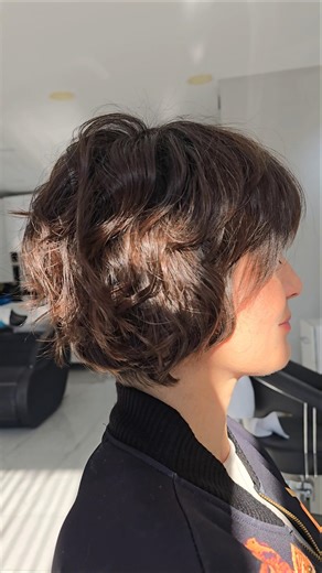 SHORT LAYERED HAIRCUT #haircut #pixiehaircut #shorthaircut #beauty