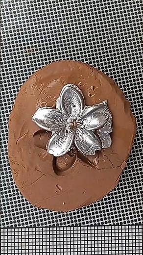 🌸🔥Molten Metal Casting on Clay| Making a Flower Sculpture
