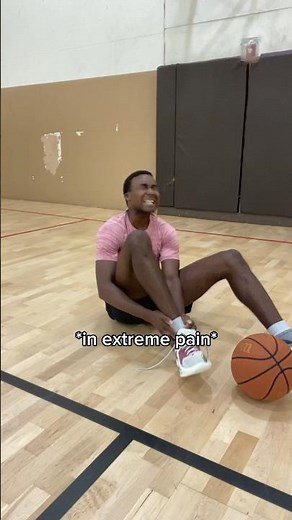 Hoopers Rolling Their Ankle Be Like 💀🏀 #basketball #youtubeshorts