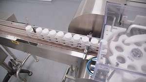 Plastic Drug Vials Moving Through Sorting Stock Footage Video (100% Royalty-free) 1092035489 | Shutterstock